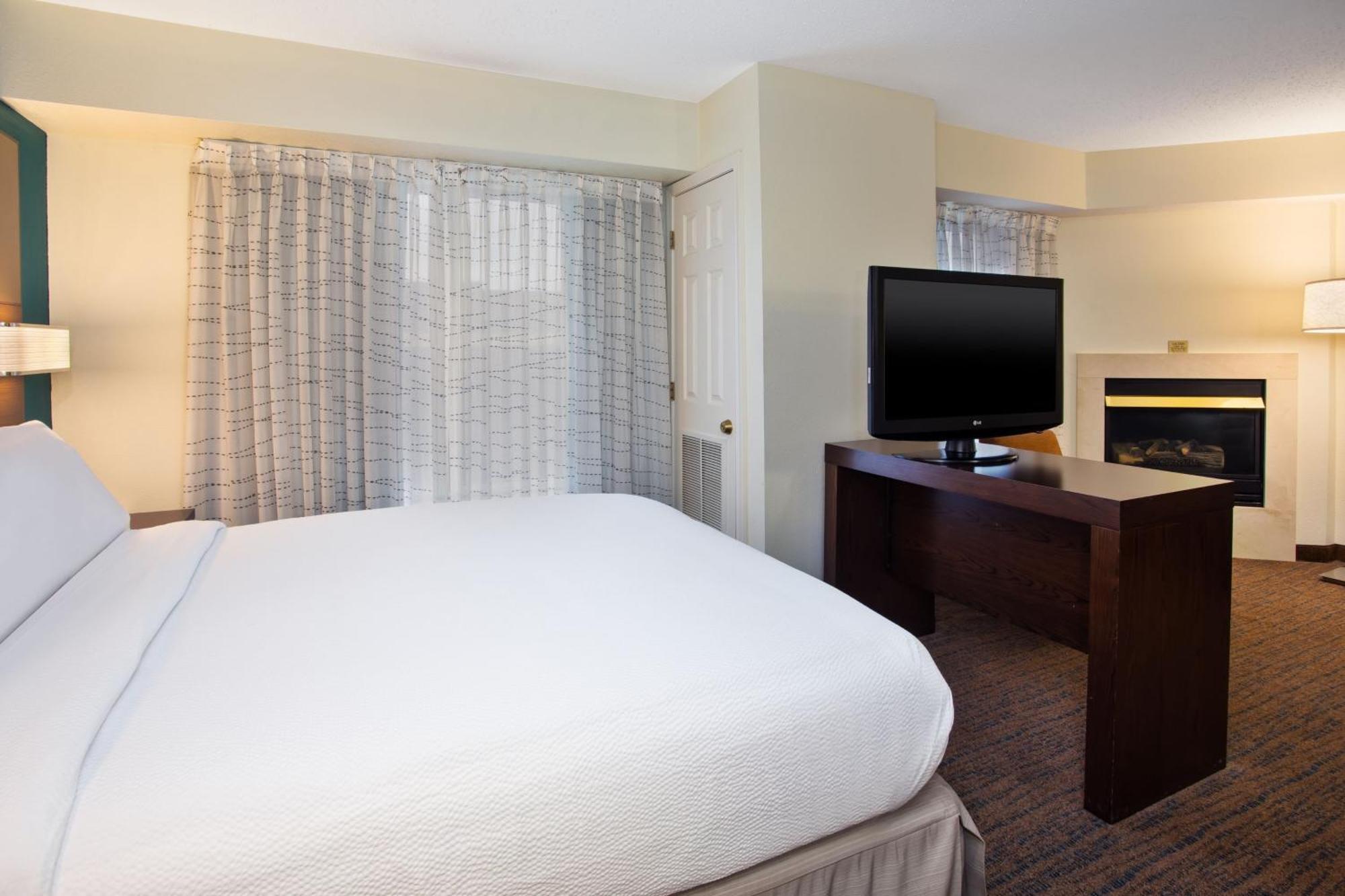 Residence Inn By Marriott Grand Rapids West Bagian luar foto