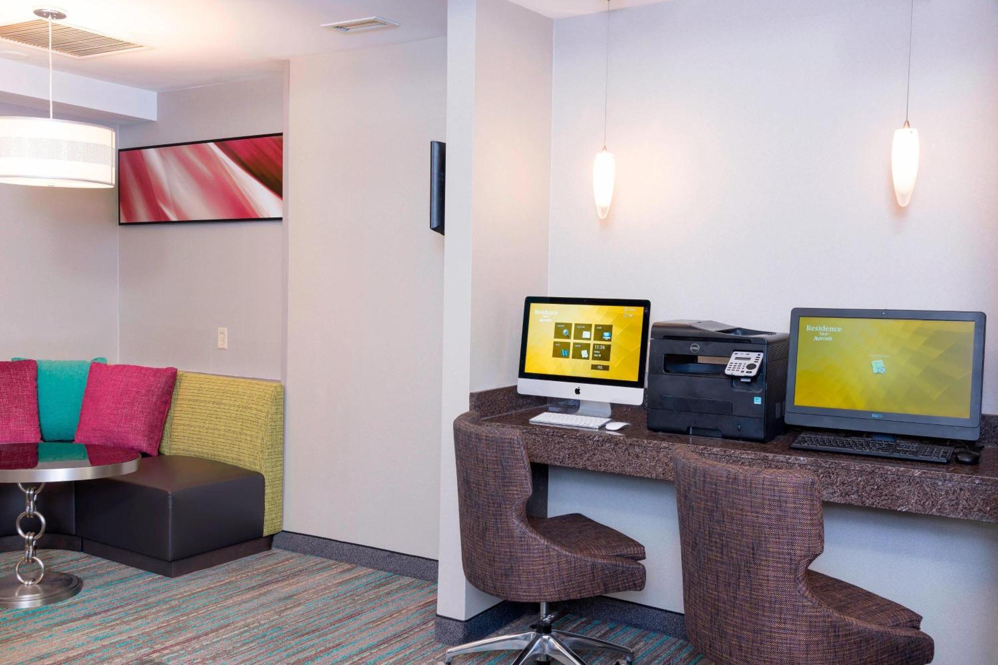 Residence Inn By Marriott Grand Rapids West Bagian luar foto